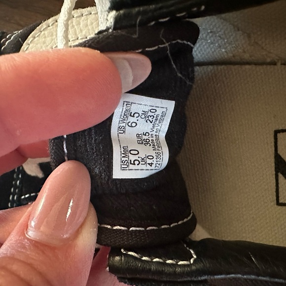 VANS Old Skool Shoe - Picture 7 of 7